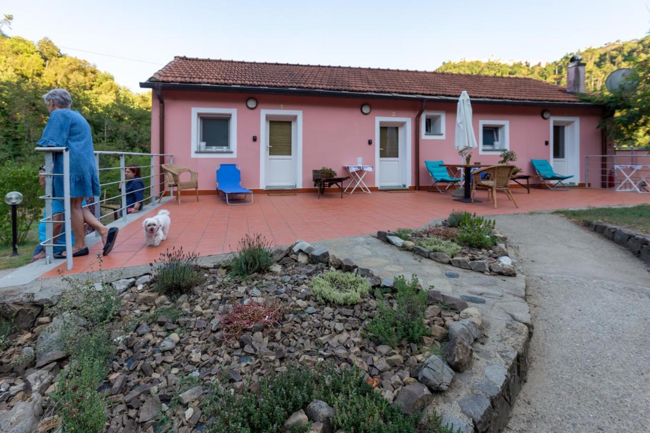 B&B La Casina Rosa La Spezia Valeriano Lunense 外观 照片