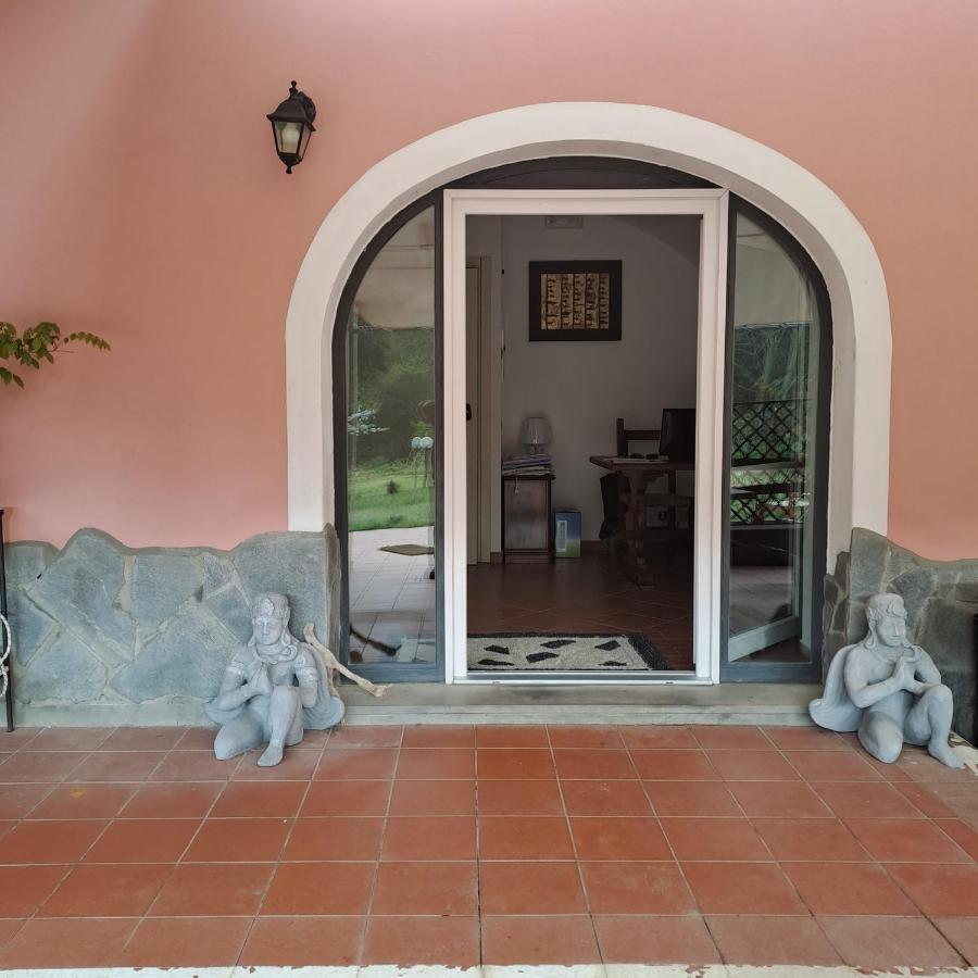 B&B La Casina Rosa La Spezia Valeriano Lunense 外观 照片