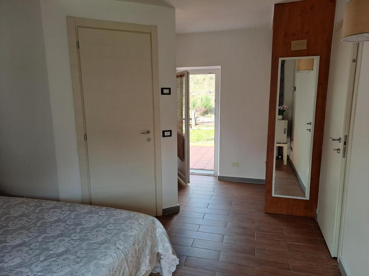 B&B La Casina Rosa La Spezia Valeriano Lunense 外观 照片