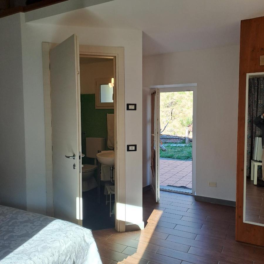 B&B La Casina Rosa La Spezia Valeriano Lunense 外观 照片
